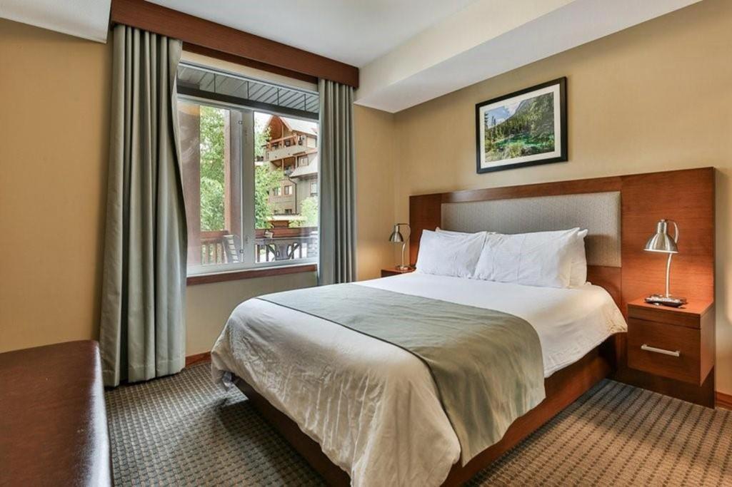 ฟัลคอน เครสต์ ลอดจ์ บาย คลิก Aparthotel แคนมอร์ ภายนอก รูปภาพ